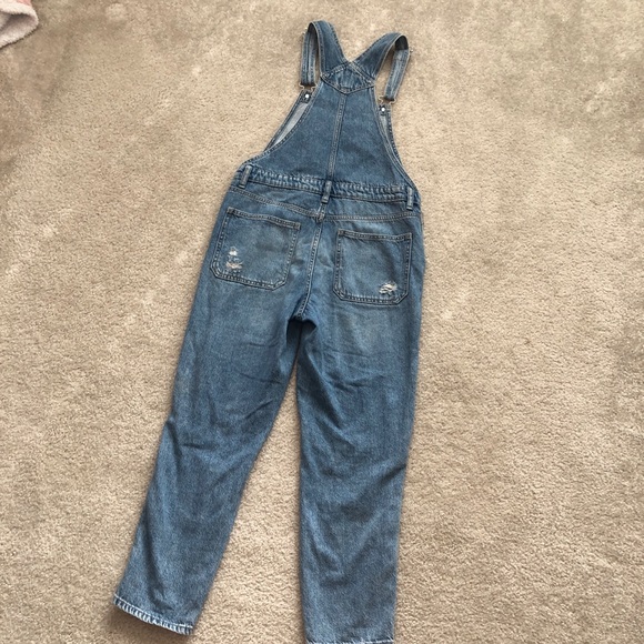 Arizona Jean Co. Denim Distressed Overalls Size Medium - Picture 10 of 10